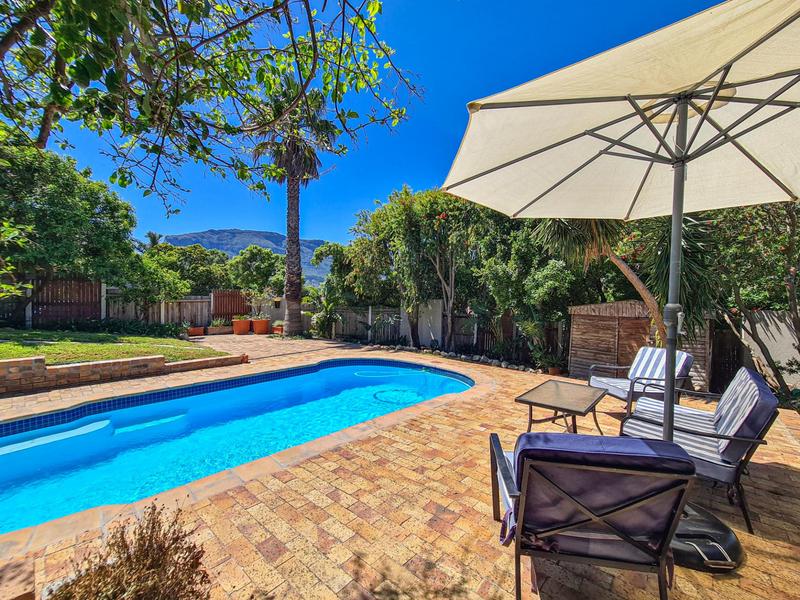 To Let 3 Bedroom Property for Rent in Hout Bay Western Cape